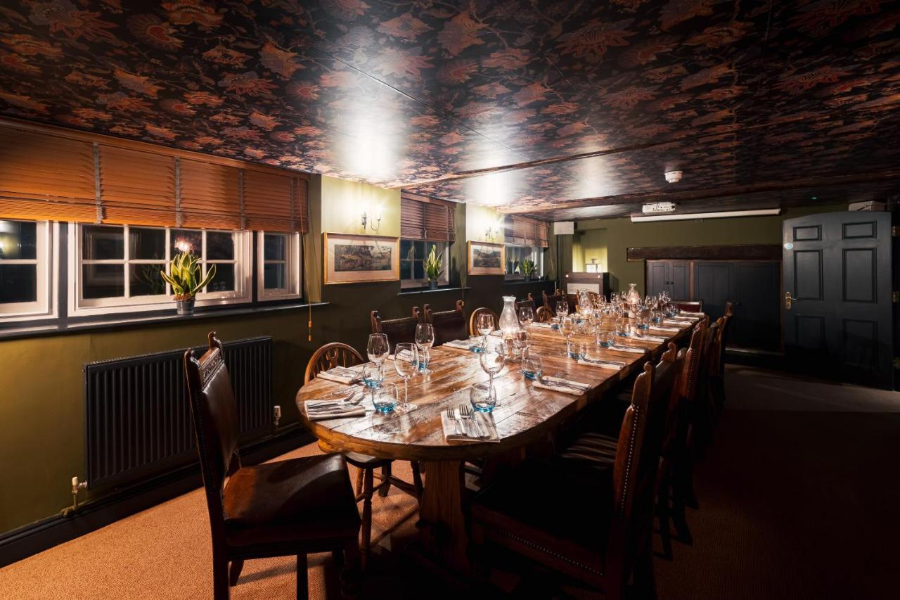 George & Dragon Hotel Andover Exterior photo
