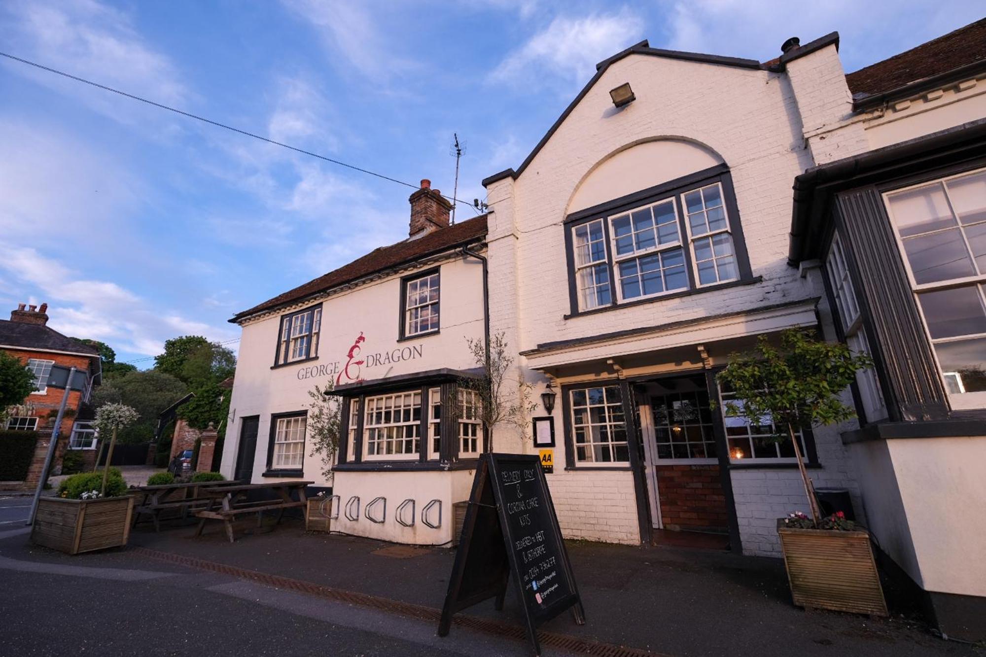 George & Dragon Hotel Andover Exterior photo